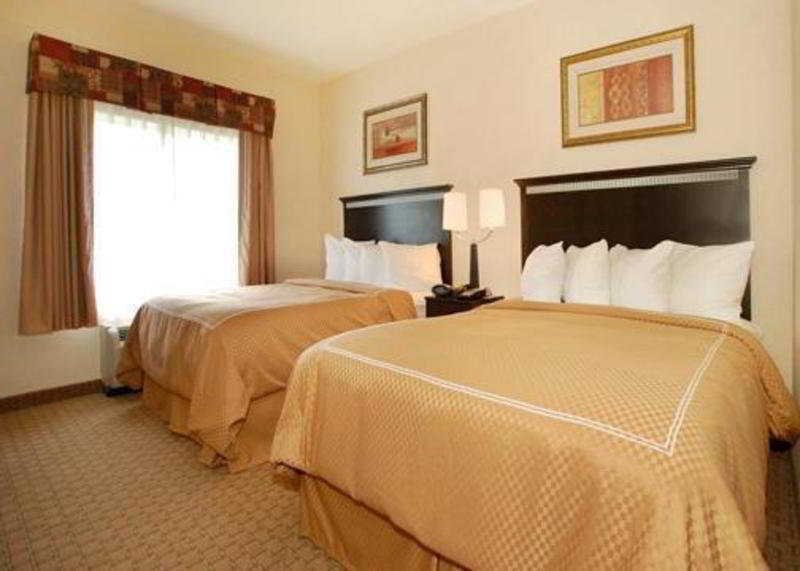 Comfort Suites Southport Room photo